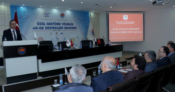 Bilim Sanayi ve Teknoloji Bakanlığı Bilim ve Teknoloji Genel Müdürlüğü Ar-Ge ve Tasarım Merkezleri Daire Başkanı Fatih Kemal Öztürk