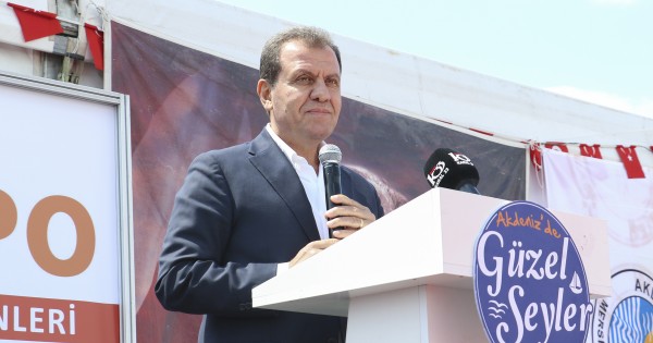 Mersin Büyükşehir Belediye Başkanı Vahap Seçer